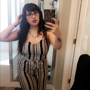 Meet your Posher, Monique